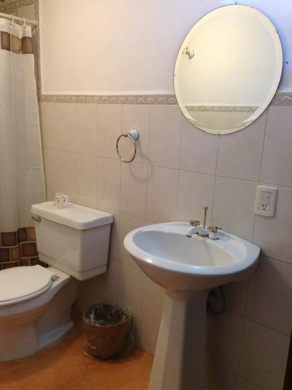 مبيت وإفطار Uruapan  Casa Chikita المظهر الخارجي الصورة