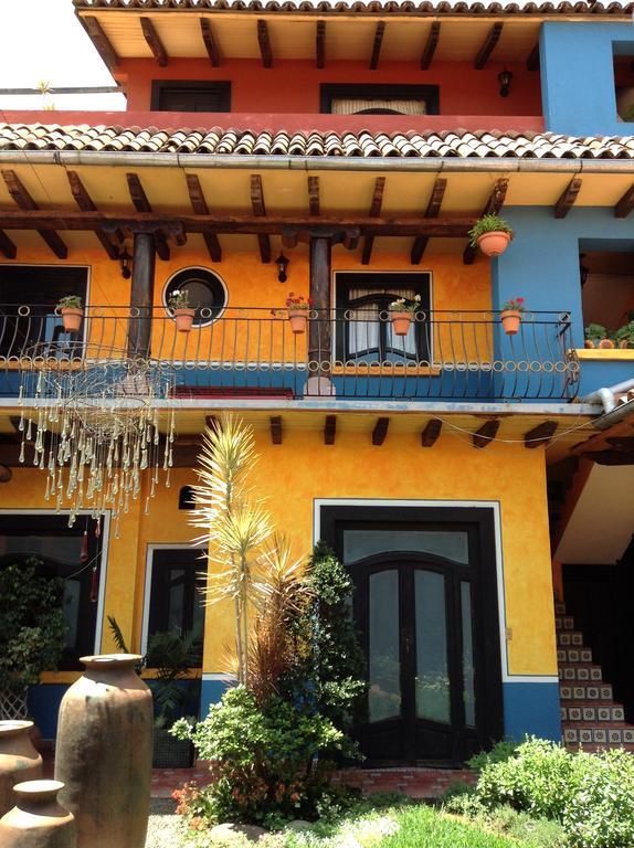 مبيت وإفطار Uruapan  Casa Chikita المظهر الخارجي الصورة