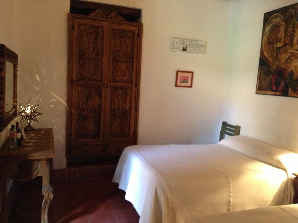 مبيت وإفطار Uruapan  Casa Chikita المظهر الخارجي الصورة