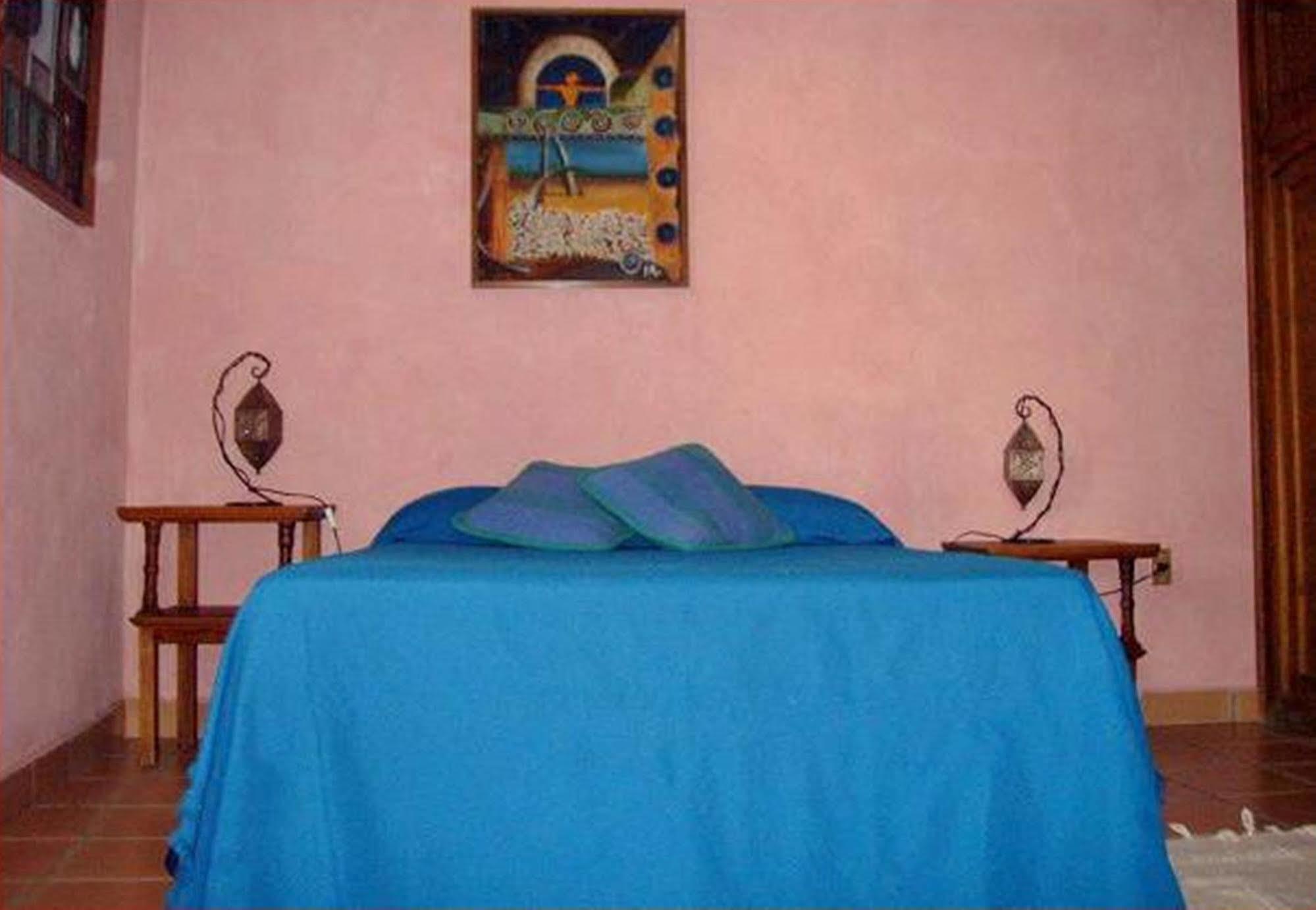مبيت وإفطار Uruapan  Casa Chikita المظهر الخارجي الصورة